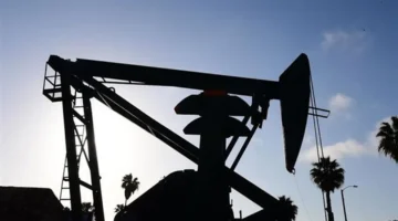 قفزة مفاجئة في أسعار خام برنت لتتخطى 72 دولاراً بسبب الصراع الأمريكي الإيراني